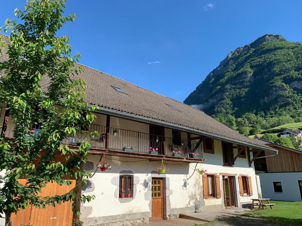 La Ferme Sainte Catherine Villa Taninges Exterior photo